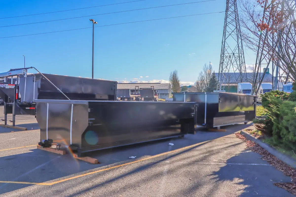 Professional dumpster rental and junk removal service in Hudson Bend